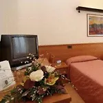 Tirrenus Hotel 3*