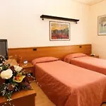 Hotel Tirrenus Perugia